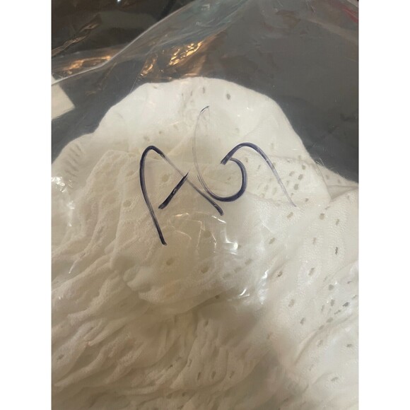 NEW Urban Romantics Women’s Spaghetti Strap OffWhite Blouse Lacey Semi Sheer L - Picture 5 of 11